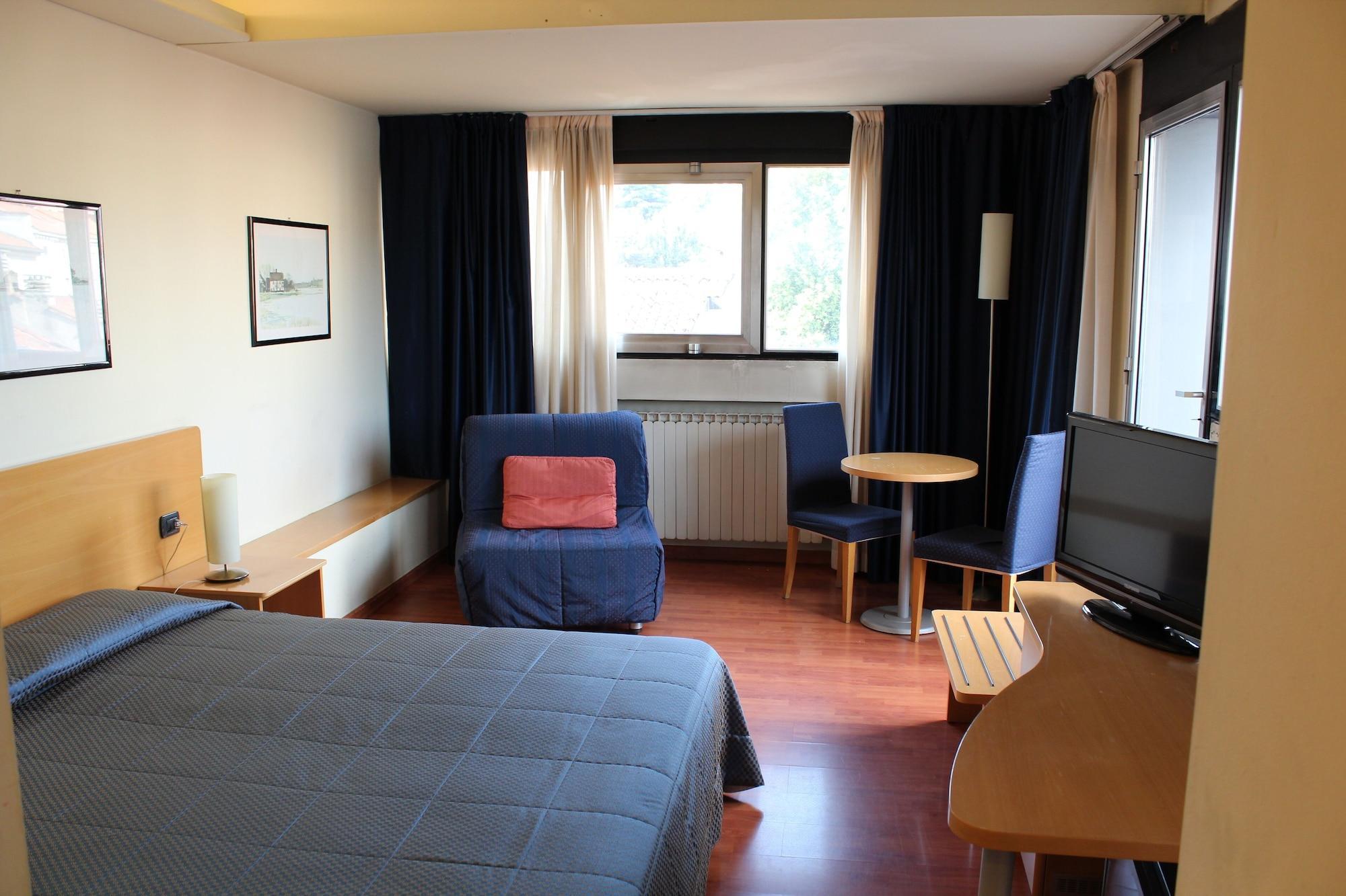 Selide Hotel 3*