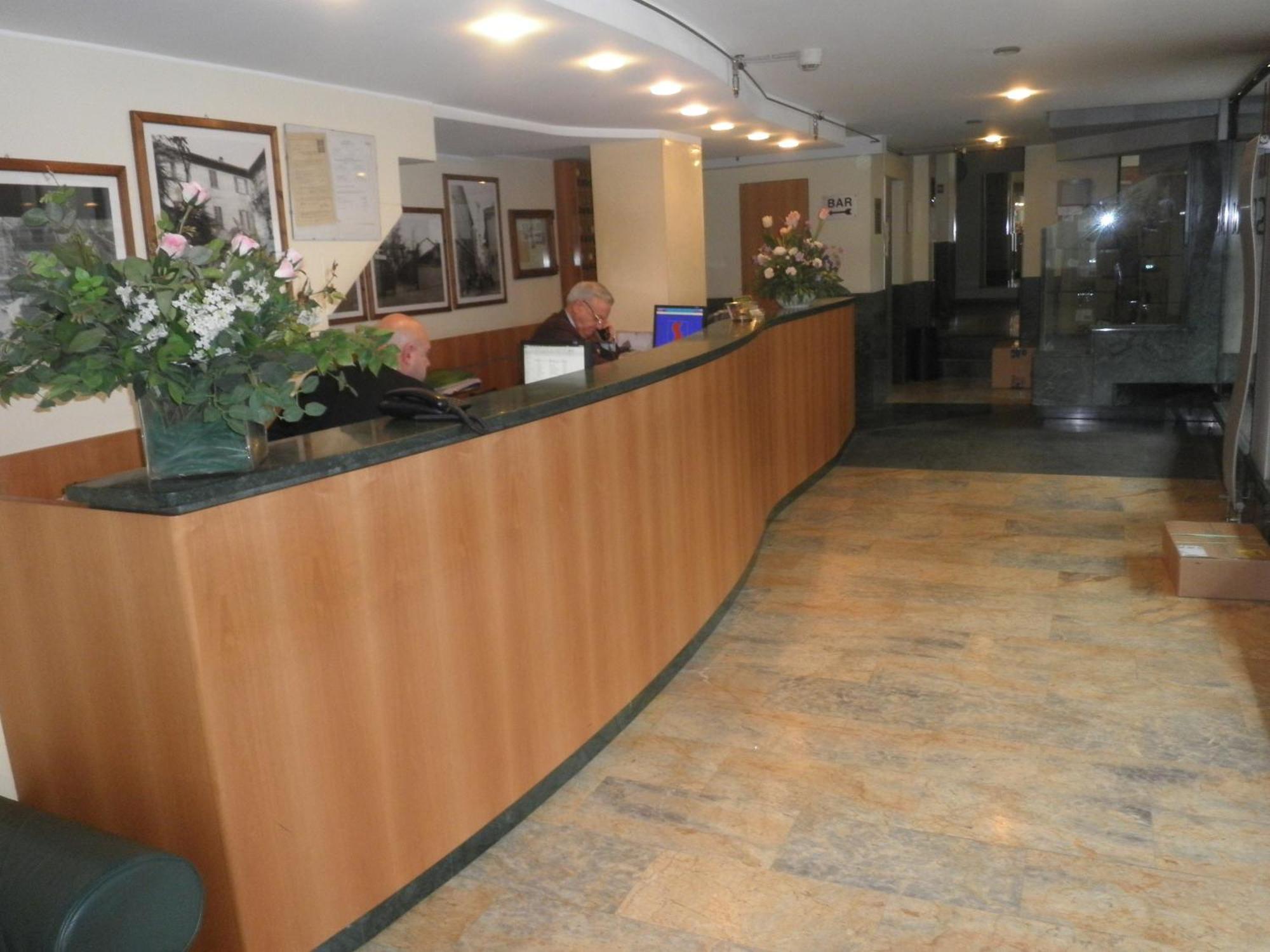 Hotel Selide Desio